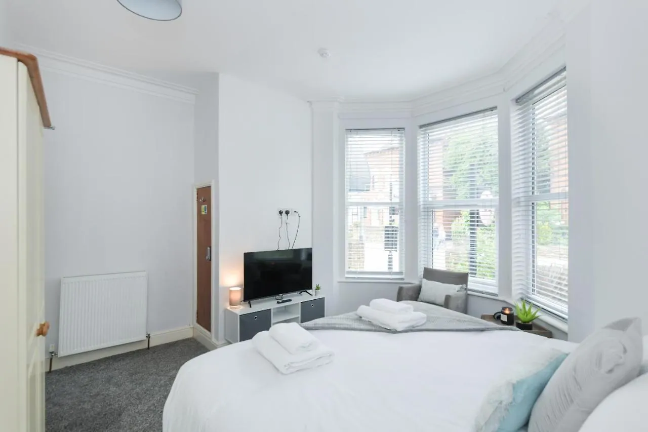 The Linden Grove Apartments Nottingham 0*,  United Kingdom